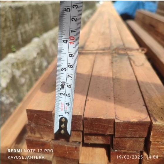 Foto Bantalan Rangka Reng Kayu Bengkirai Oven ex Moulding Halus Siap Pasang 2 x 3 x 139 cm