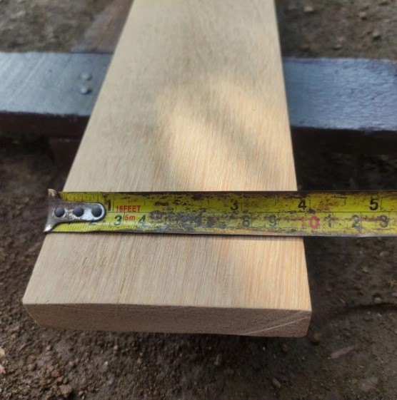 Foto Papan Kayu Bengkirei Kalimantan Untuk Mebel Meja Kursi 2 x 10 x 150 cm