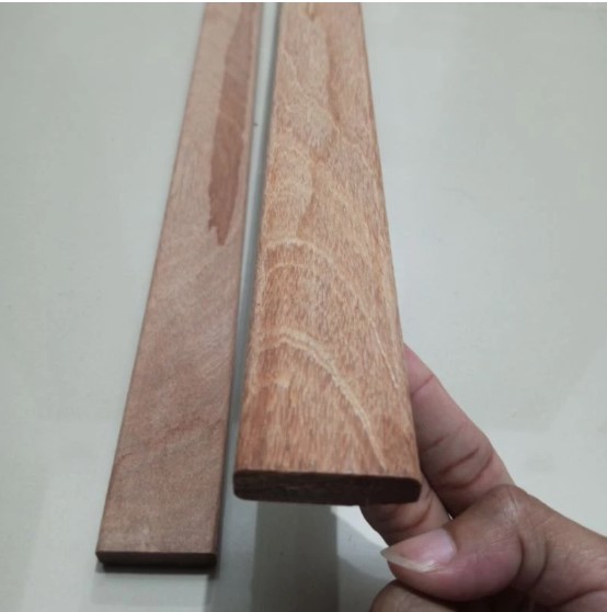 Foto Kayu Reng Lis Kayu Bengkirai Dekorasi Dinding Serutan Halus Siap Pasang