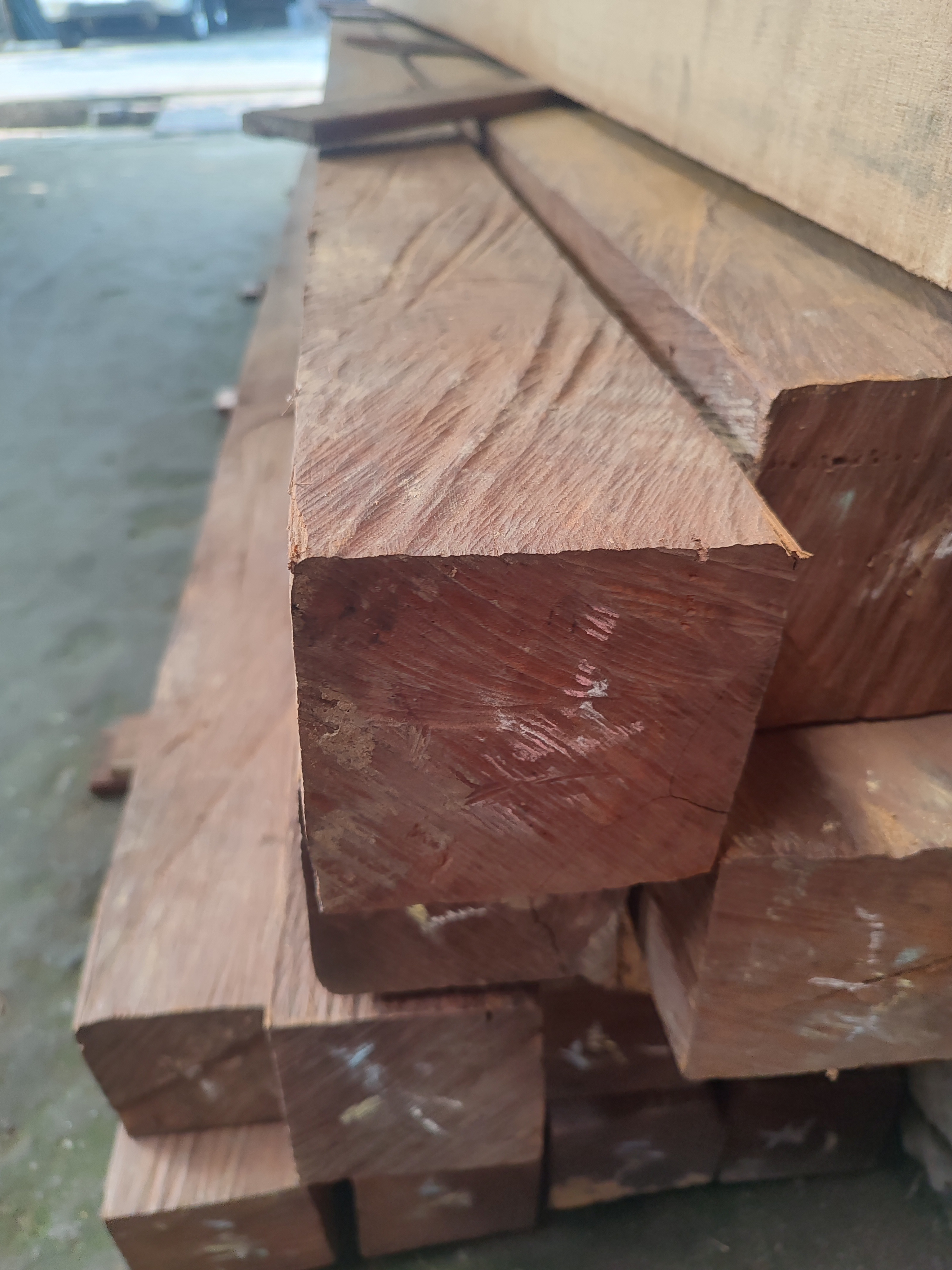 Balok Kayu Ulin Asli Kalimantan 10 x 10 x 400 cm